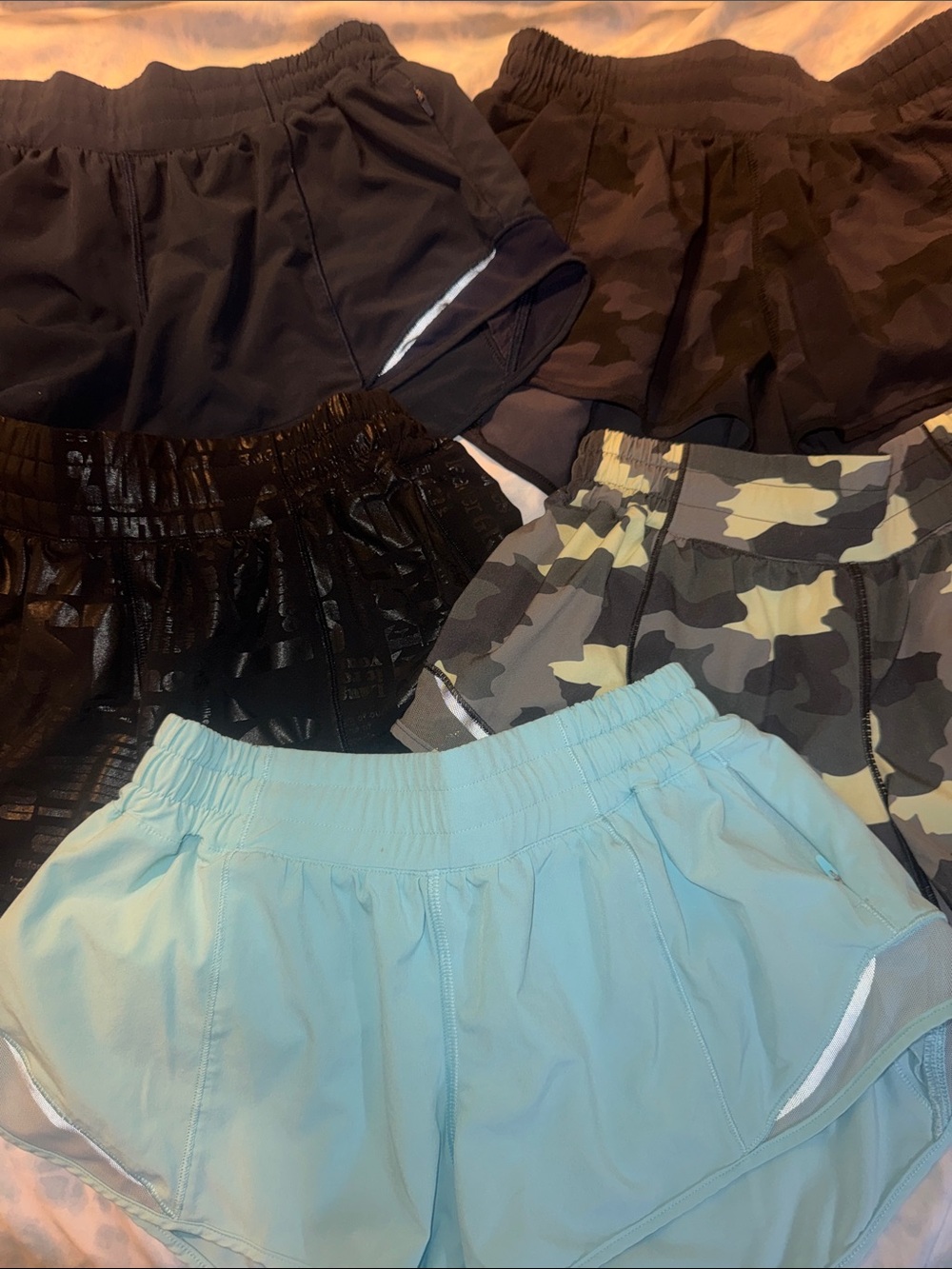 Lululemon Lot of 5 Hotty Hot 2.5” Shorts Size 6